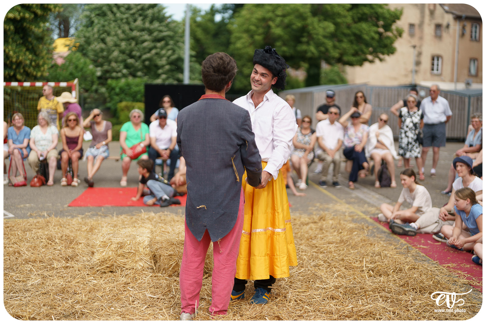 LE MARIAGE FORCÉ (DE MOLIÈRE) - CIE 800 LITRES DE PAILLE)